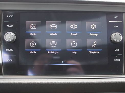 Used 2022 Volkswagen Jetta SEL image 14