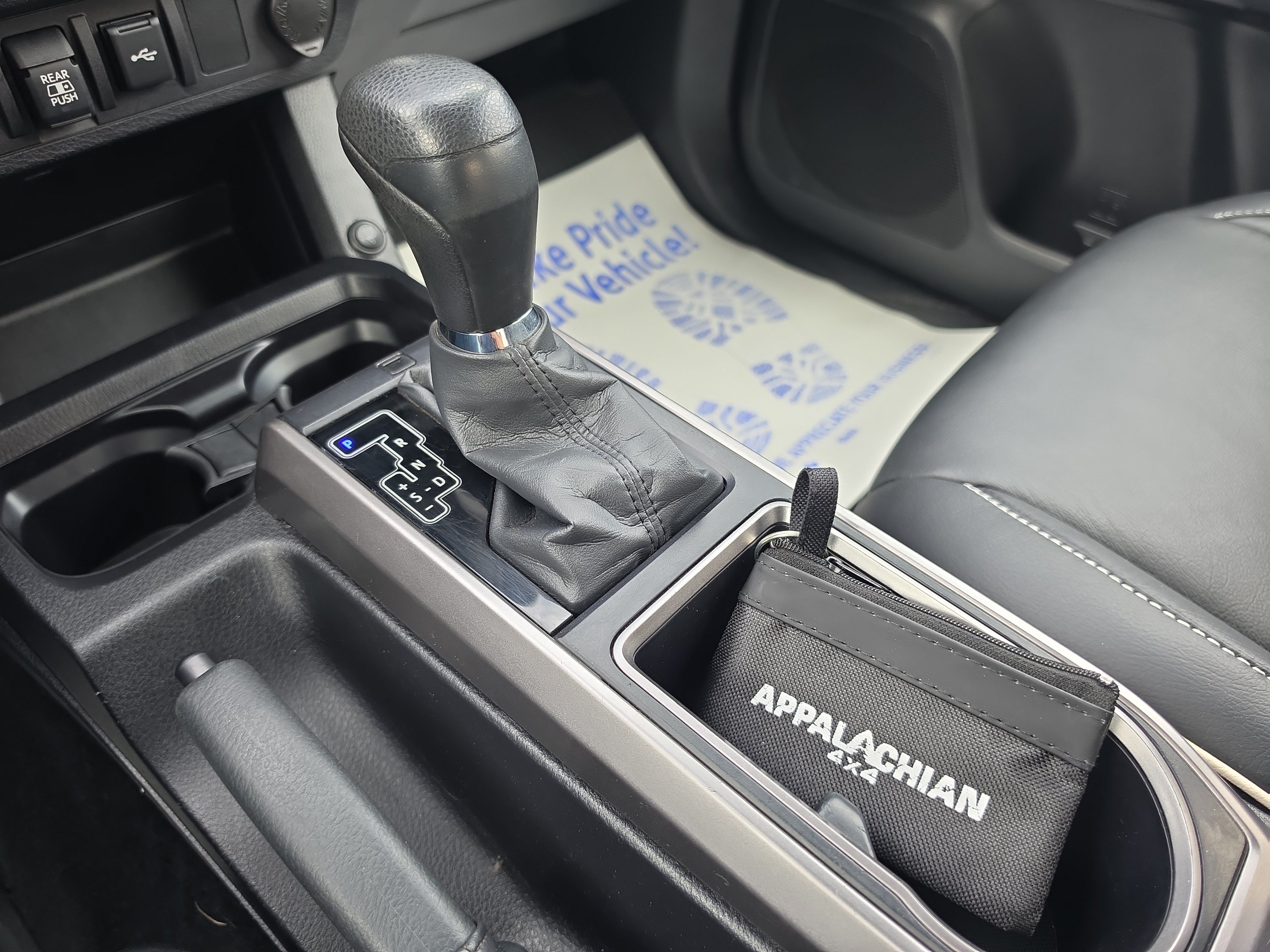 Used 2022 Toyota Tacoma SR5 w/ Technology Package AWD/4WD image 24