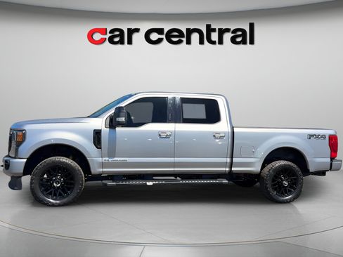 Used 2020 Ford F350 Lariat AWD/4WD image 2