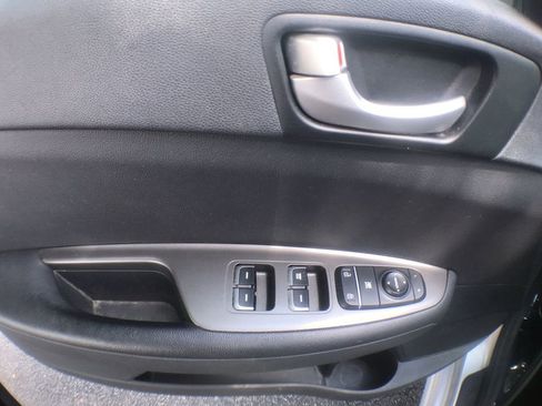 Used 2020 Kia Optima LX image 12