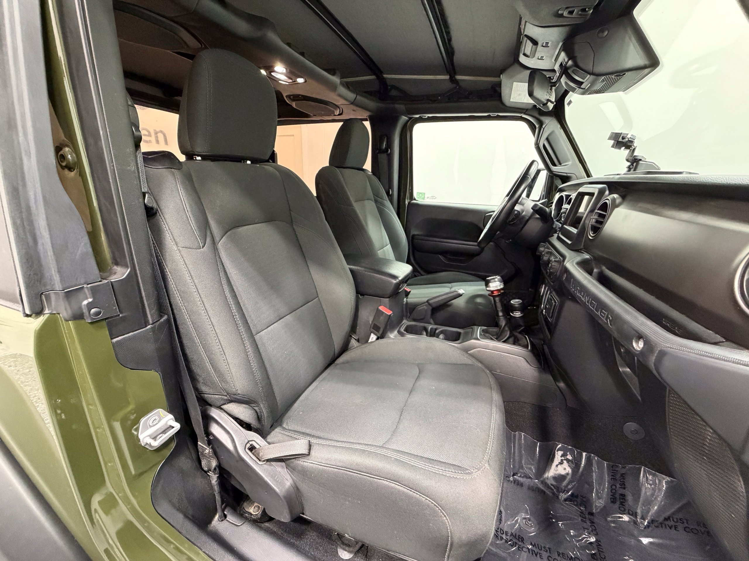 Used 2021 Jeep Wrangler Sport AWD/4WD image 25