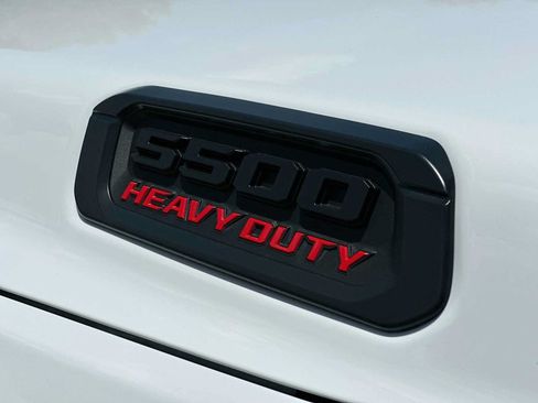 New 2026 RAM 5500 Tradesman AWD/4WD image 15