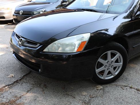 Used 2004 Honda Accord EX image 2