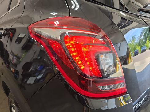 Used 2019 Buick Encore Sport Touring w/ Safety Package FWD image 34