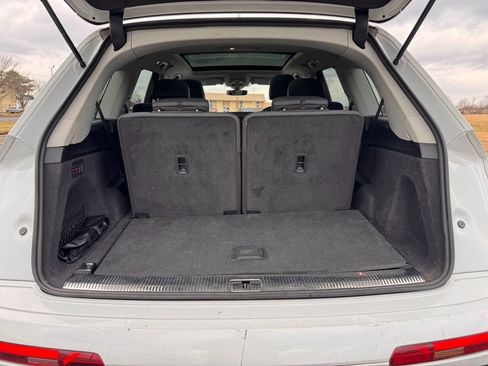 Used 2020 Audi Q7 2.0T Premium w/ Convenience Package image 18