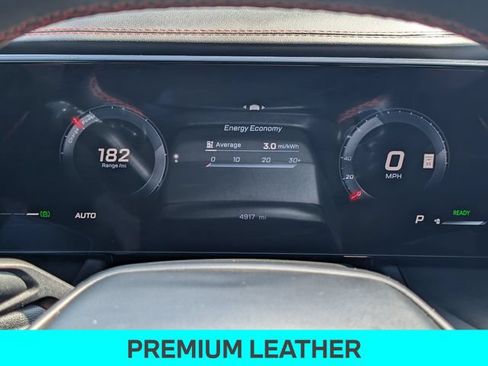 Used 2024 Dodge Charger Daytona Scat Pack w/ Plus Group AWD/4WD image 18