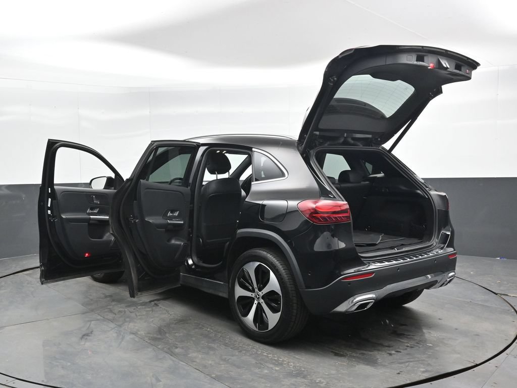 Used 2025 Mercedes-Benz GLA 250 4MATIC image 49