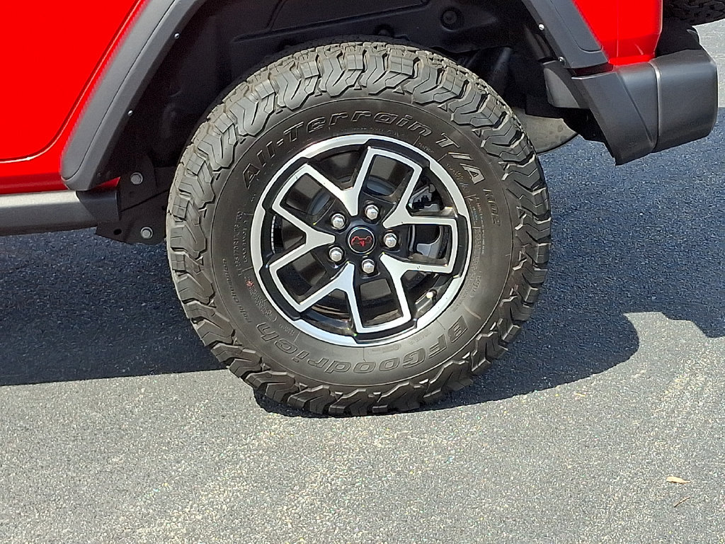 Used 2024 Jeep Wrangler Unlimited Rubicon AWD/4WD image 8