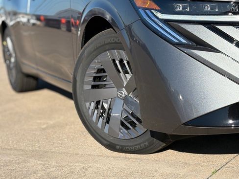 New 2026 Nissan Sentra SV image 10