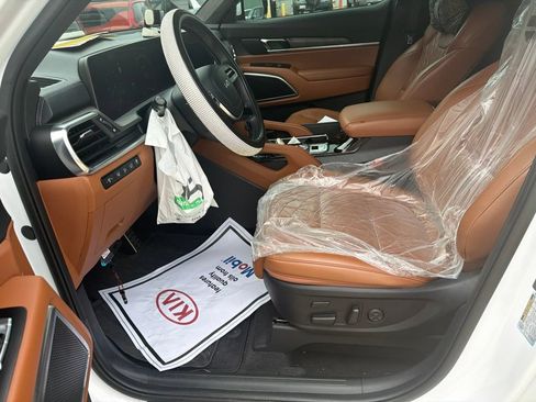 Used 2024 Kia Telluride SX Prestige X-Line AWD/4WD image 11