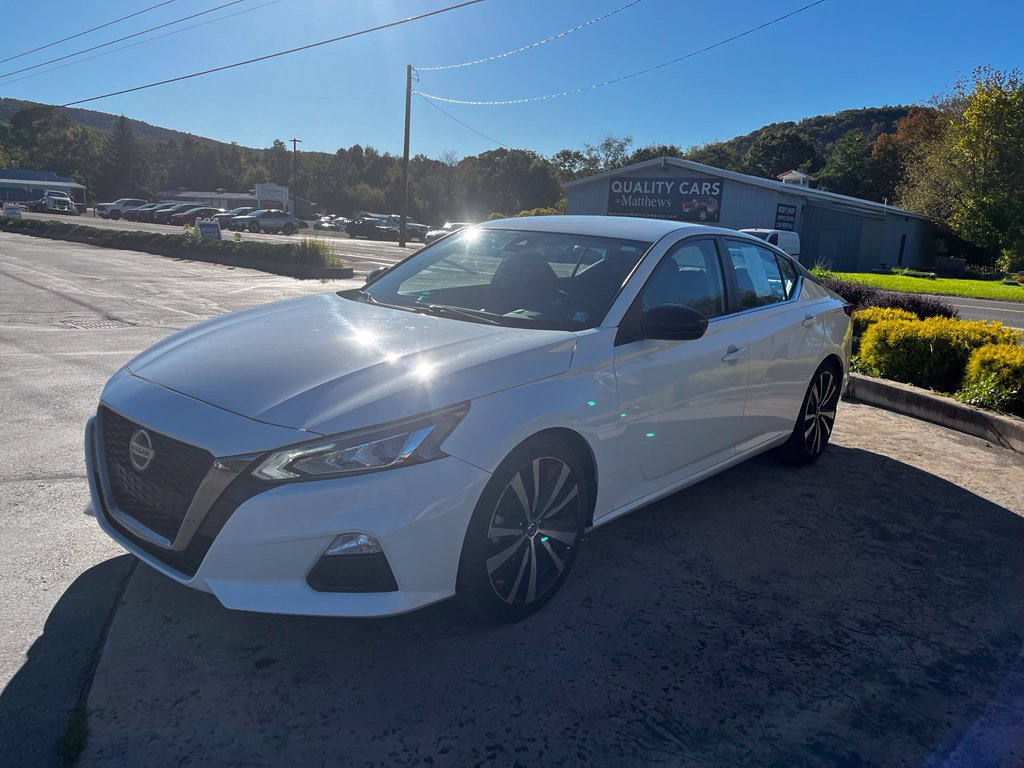Used 2022 Nissan Altima 2.5 SR FWD image 3