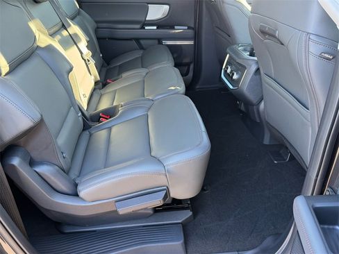 New 2025 Ford Expedition Max Active image 14