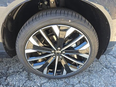 New 2026 Volvo XC60 B5 Ultra w/ Climate Package AWD/4WD image 9