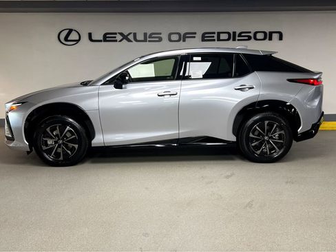 New 2026 Lexus RZ 450e AWD image 4