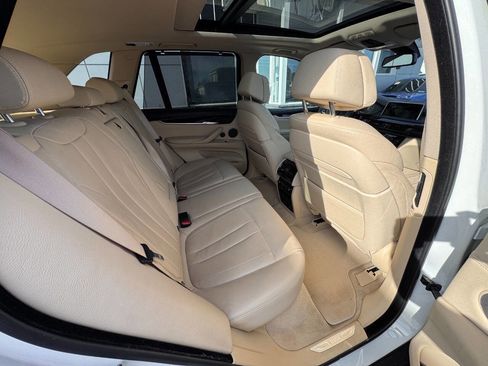 Used 2015 BMW X5 xDrive50i w/ Executive Package image 17