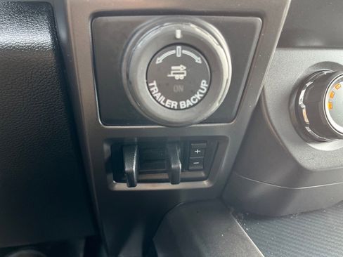 Used 2020 Ford F150 XLT w/ Equipment Group 302A Luxury image 23