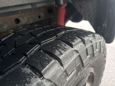 Used 2016 Ford F150 Lariat w/ Equipment Group 502A Luxury image 35