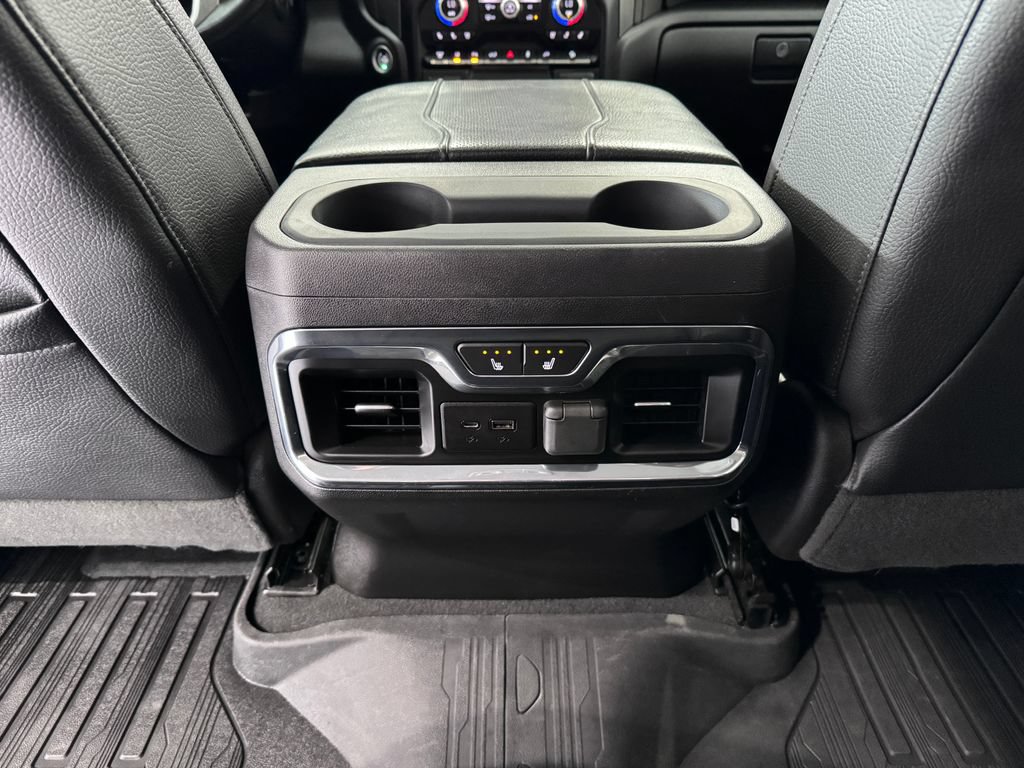 Used 2023 GMC Sierra 3500 Denali w/ Denali Ultimate Package AWD/4WD image 30