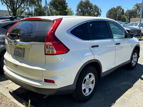 Used 2015 Honda CR-V LX image 5