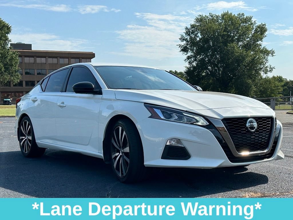 Used 2022 Nissan Altima 2.5 SR FWD image 11