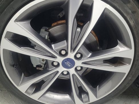 Used 2020 Ford Fusion Titanium image 31