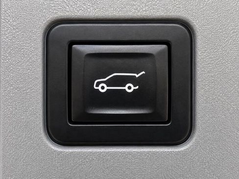 Used 2021 Cadillac XT5 Premium Luxury AWD/4WD image 13