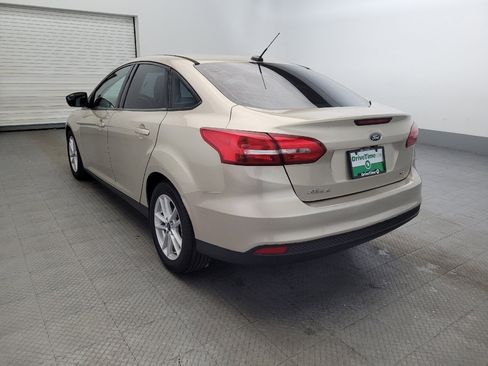 Used 2018 Ford Focus SE image 5