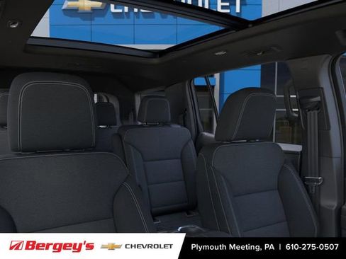 New 2026 Chevrolet Traverse LT w/ Sun and Wheel Package AWD/4WD image 26