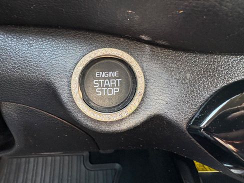 Used 2020 Kia Forte EX FWD image 31