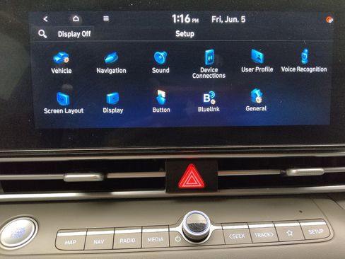 Used 2023 Hyundai Elantra SEL w/ Convenience Package FWD image 25
