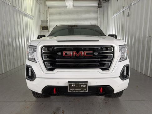 Used 2022 GMC Sierra 1500 AT4 w/ AT4 Premium Package image 2