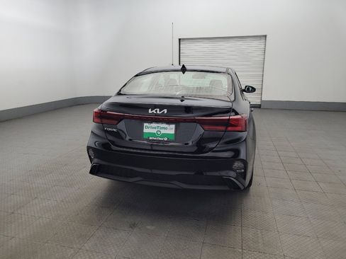 Used 2023 Kia Forte LXS image 7