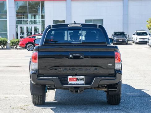 Used 2023 Toyota Tacoma TRD Sport image 8