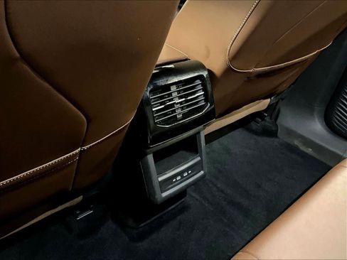 Used 2023 Volkswagen ID.4 Pro RWD image 37