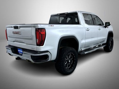 Used 2021 GMC Sierra 1500 SLT w/ SLT Premium Plus Package AWD/4WD image 5