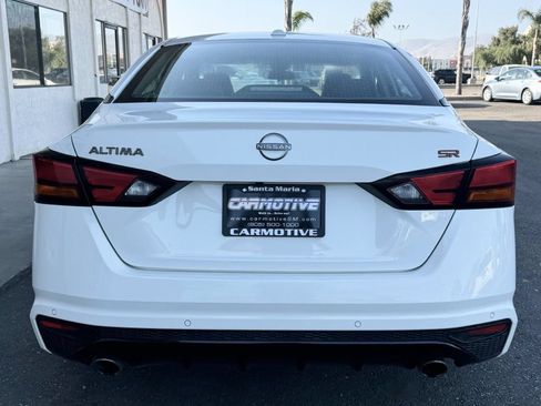 Used 2024 Nissan Altima 2.5 SR FWD image 5