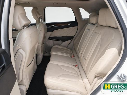 Used 2017 Lincoln MKC Select w/ Select Plus Package FWD image 17