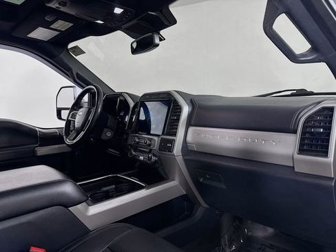 Certified 2022 Ford F250 Lariat w/ Chrome Package image 29