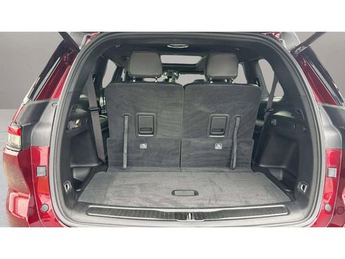 Used 2024 Jeep Grand Cherokee L Limited w/ Luxury Tech Group II image 9