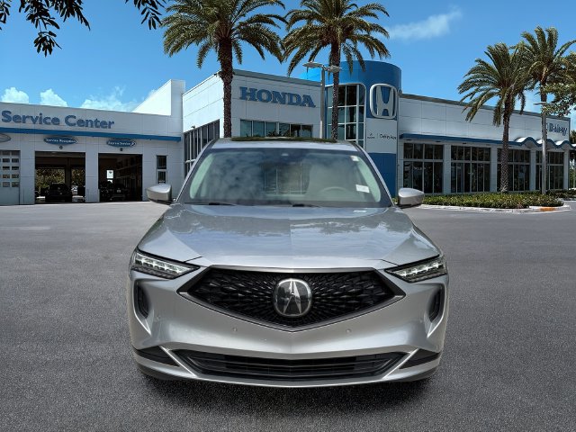 Used 2023 Acura MDX w/ Technology Package FWD image 3