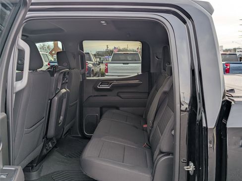 Used 2022 Chevrolet Silverado 1500 LT Trail Boss image 16