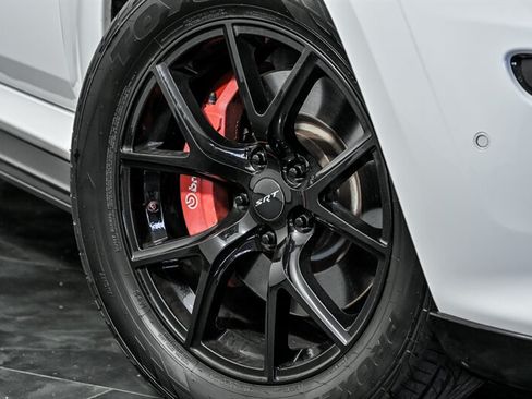Used 2014 Jeep Grand Cherokee SRT8 w/ Luxury Group II AWD/4WD image 3