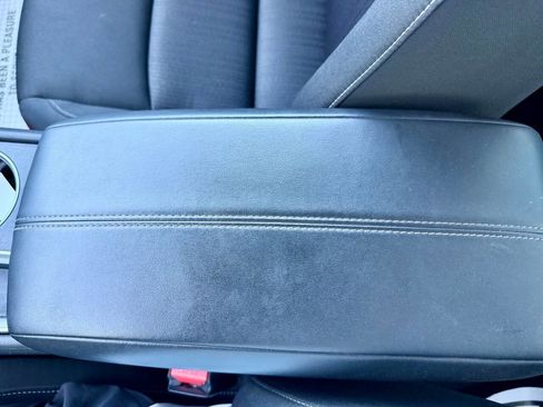 Used 2022 Nissan Altima 2.5 SV FWD image 43