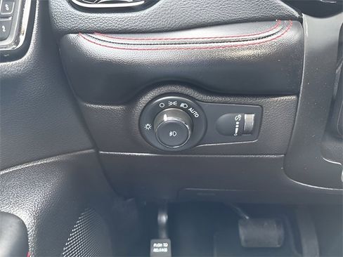 Used 2023 Dodge Durango R/T image 22