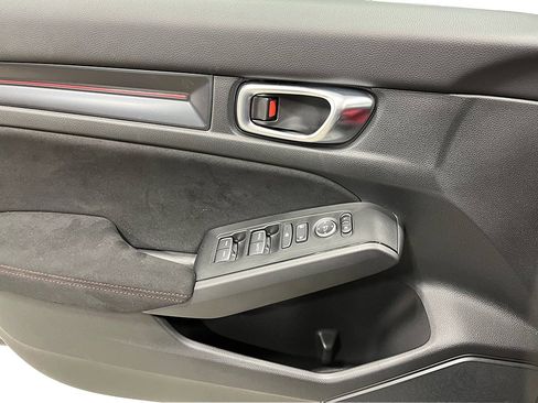 Used 2025 Honda Civic Type R image 13