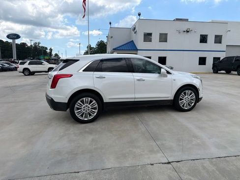 Used 2017 Cadillac XT5 Premium Luxury FWD image 16