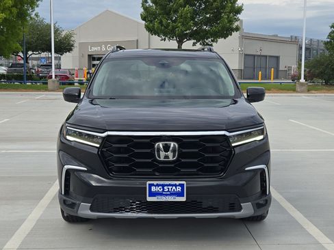 Used 2024 Honda Pilot Elite image 6