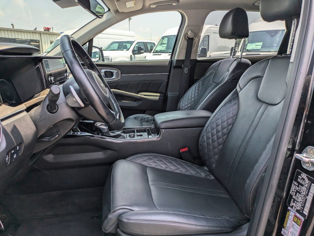 Used 2022 Kia Sorento SX Prestige AWD/4WD image 13