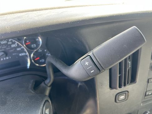 Used 2020 Chevrolet Express 3500 w/ Driver Convenience Package image 17