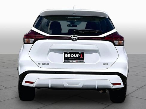 Used 2024 Nissan Kicks SR FWD image 5